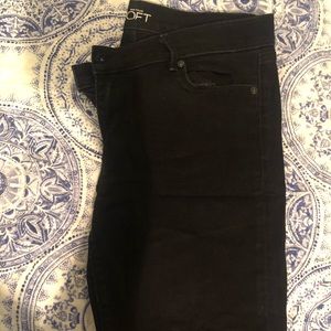 Black skinny jeans